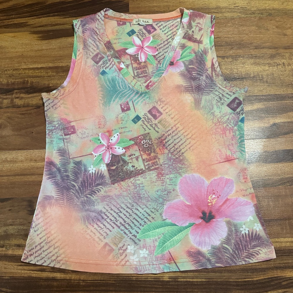 Tropical Floral Short Sleeve Tee